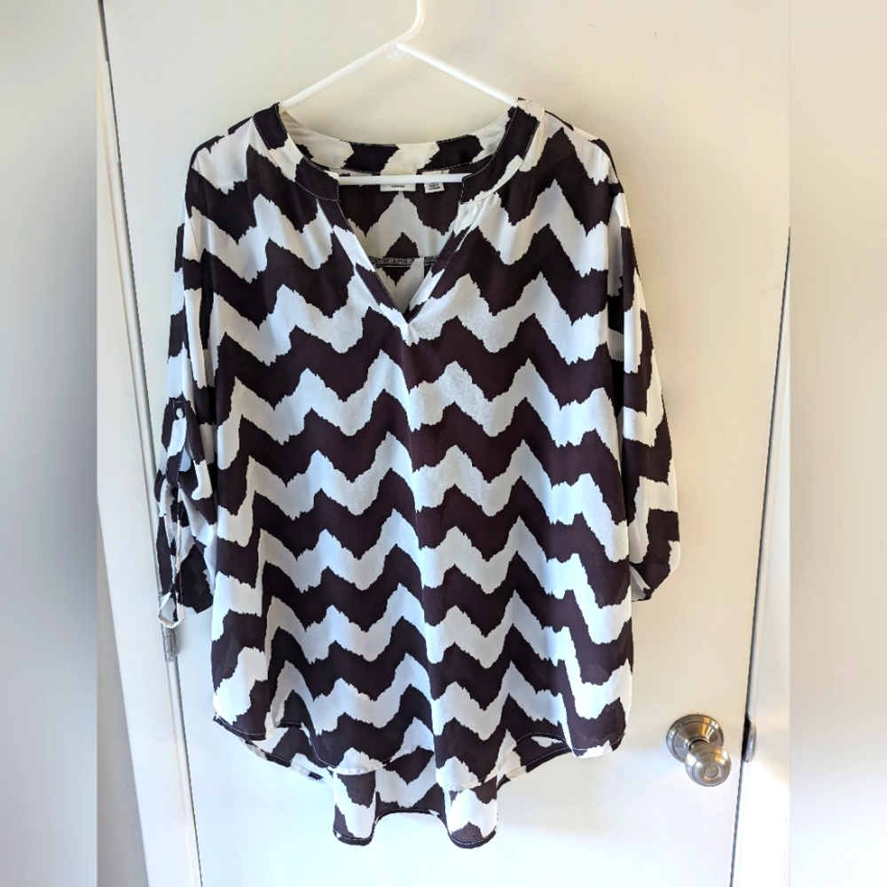 Cato long sleeve blouse, Chevron, sheer size 14/16 W